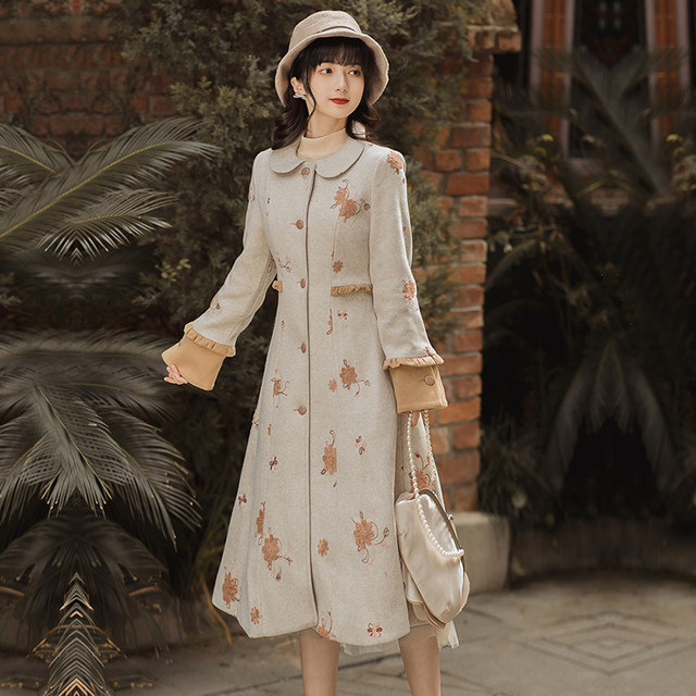 ເສື້ອກັນໜາວຝຣັ່ງ retro cape, windbreaker, woolen fashionable coat dress for women in autumn and winter, thickened, soft wind, mid-length