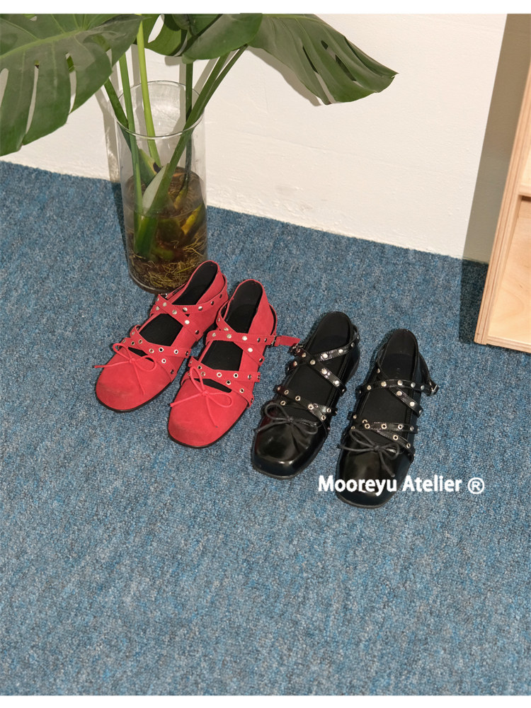 Mooreyu Leather Bow Ballet Flat