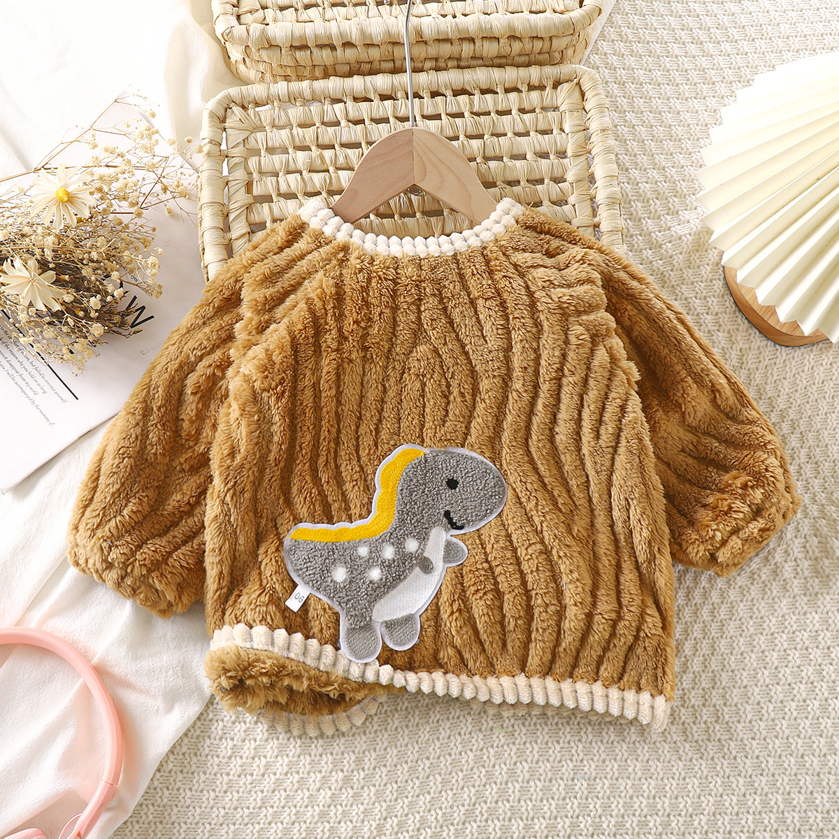 Baby and children's smock and eating bib