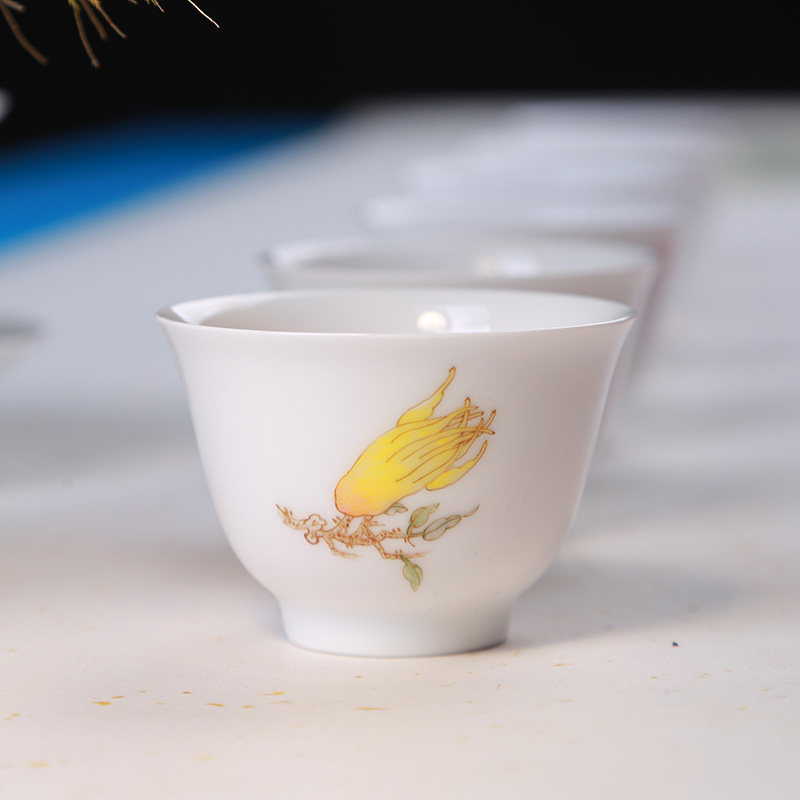 Taiwan tea set from the slow-hall tea set with no-talk-in-the-art hand-painted glazed-in-the-art-cha-cha-cha-cha-cha-cha-tasting master's cup.