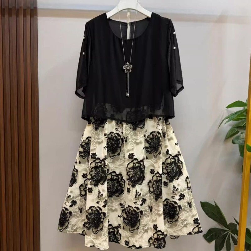 Trendy Brand Commuter Style 2026 New Fake Two-Piece Chiffon Dress for Women, Plus Size, Slimming, Mid-Length, Elegant and Stylish Dress