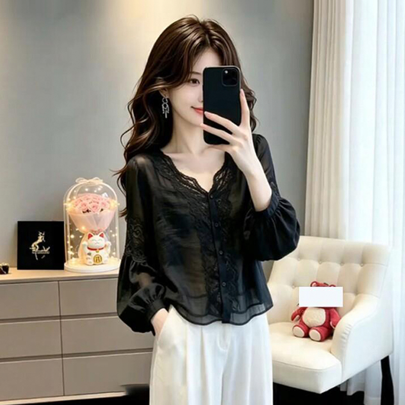 Black Lace Patchwork Shirt for Women, 2026 Summer New Style, Elegant Long-Sleeve Loose Fit, Slimming Top, Sun-Protective Trendy Blouse Black Lace Patchwork Shirt for Women, 2026 Summer New Style, Elegant Long-Sleeve Loose Fit, Slimming Top, Sun-Protective Trendy Blouse