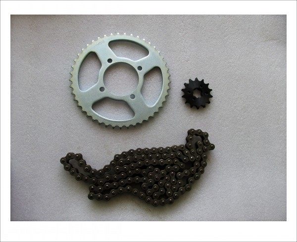 Suitable for Yamaha locomotive accessories Tianjian 125 JYM125 Tianji YBR125 sets of chain large tooth disc chain