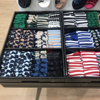 Clearing out marimekko men's and women's combed cotton socks from Finland, classic unikko mid-calf thin socks sunflower
