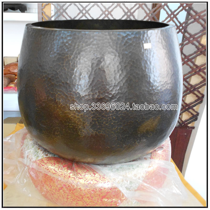 The top thickening of the Poly Buddha attic Taiwan is aggravated by a copper-made up to 12 inches