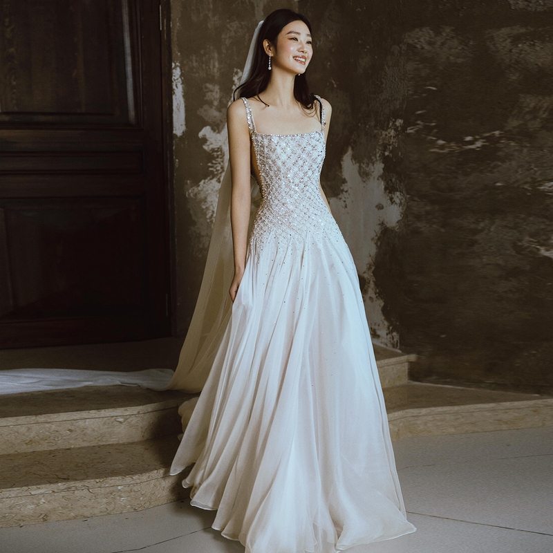 Lightweight Strapless Wedding Dress for Bride, Perfect for Travel Photography, Fairy-Like and Stunning, with Intricate Craftsmanship, Suitable for Wedding Banquets, High-Quality Texture, Morning Robe for Women