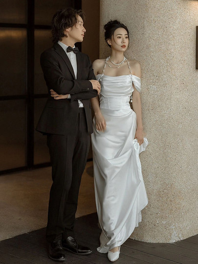 Empress Dowager Light Wedding Dress 2025 New One-Shoulder Satin Bridal Gown for Petite Brides with a High-End Feel