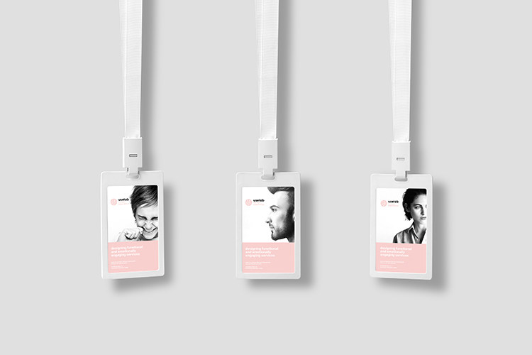 企业公司员工工作牌门禁卡号牌胸牌卡套样机展示PSD贴图模板素材