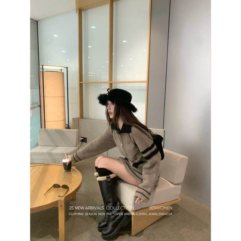 7.28 Off-Season Special Offer Flash Sale: Cappuccino Wool Blend Thick Sweater with Color-Blocked Textured Collar
