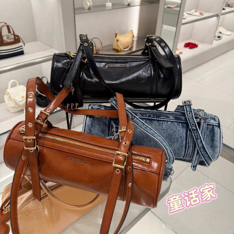 Charles&Keith New Love Heart Bag with Pen Holder, Underarm Baguette Bag Ck2-20782861