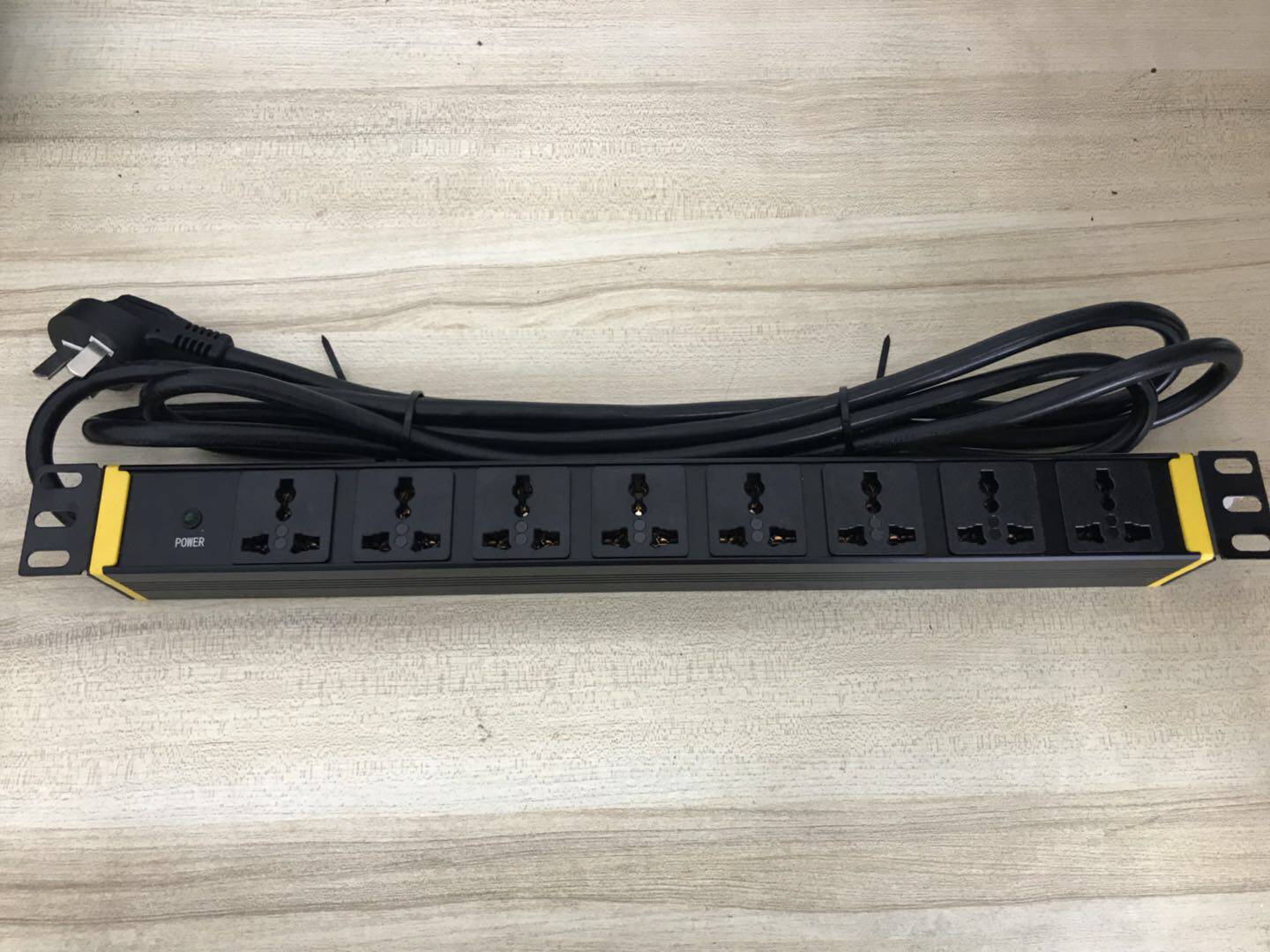 Genuine PDU Zhencan enclosure socket 8 bits 10A Wanted hole 10A Dedicated power supply platoon ZN80A0800 Custom-Taobao