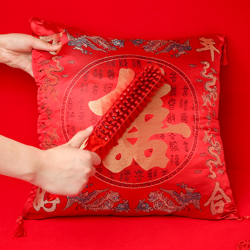 Wedding Bed Brushed Wedding Room Bedroom Bride Accompanied Dowry Lady Red Plastic Long Handle Broom Soft Hair Dust Removal Brush Sweep Bed