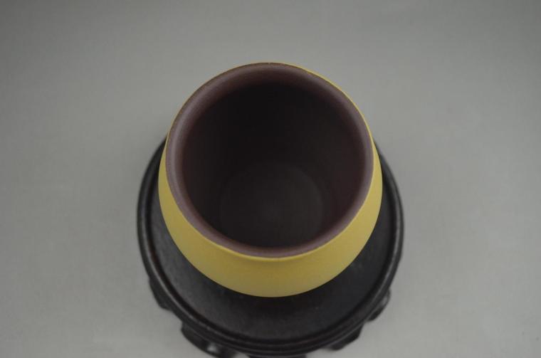 Zisha nồi cốc cát màu tím món quà trà Yixing đầy đủ handmade đích thực Chu Qi khắc hạt sen cup bộ ấm trà bằng đất	