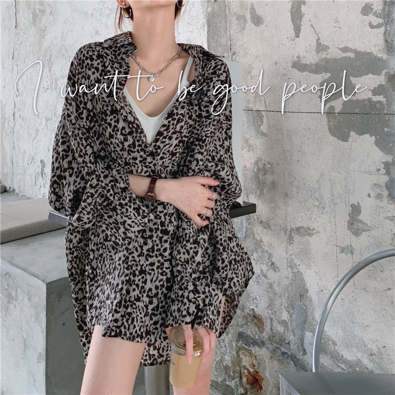 Hong Kong Style Summer New Leopard Print Chiffon Shirt for Women, Retro Loose Oversized Lazy Thin Sun Protection Long-Sleeved Shirt Trendy