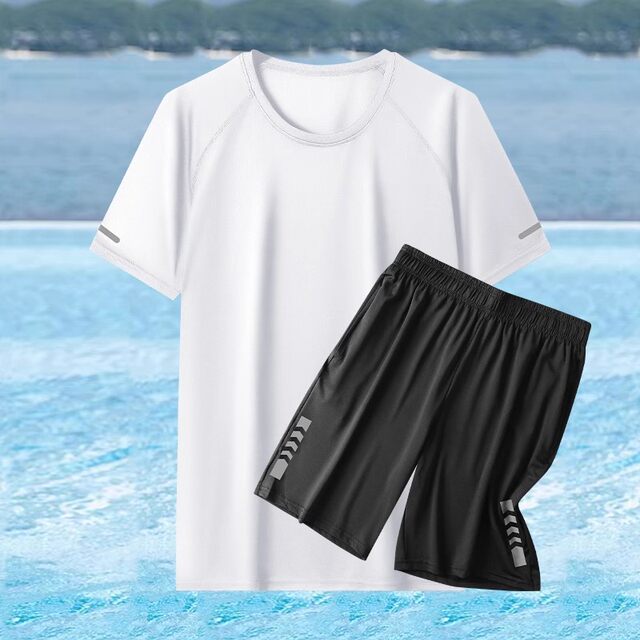 Men's Loose-Fitting Swimsuit Set for Hot Springs, Anti-Embarrassment, Sun Protection, Five-Point Swim Trunks, Quick-Drying Top, Beach Swimming, Adult