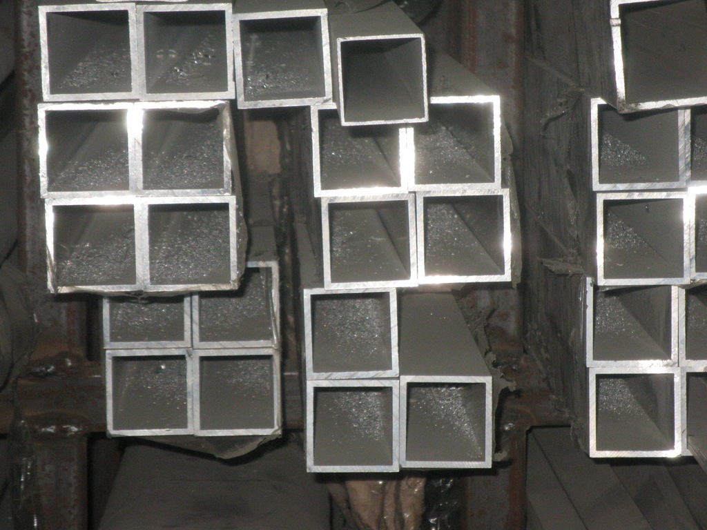 Aluminum tube 6061 6063 alumina alloy square tube 10*10 10*20 13*13 15*15 specifications are complete