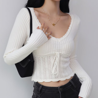 Waist slimming knitted sweater worn outside long-sleeved sweater