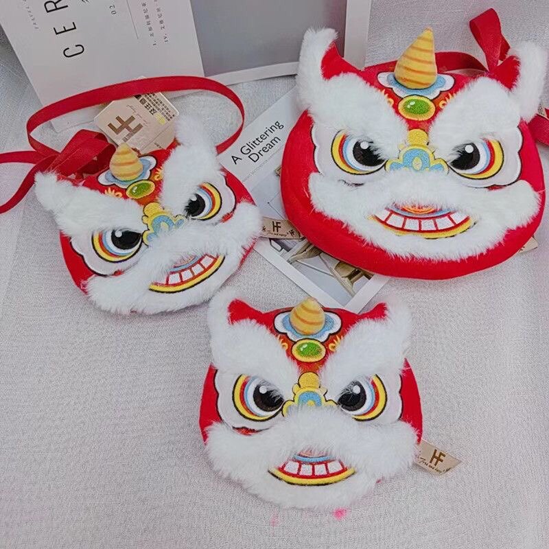 新年醒狮斜挎包毛绒刺绣招财喜庆狮头年兽小包儿童宝宝过年斜挎包