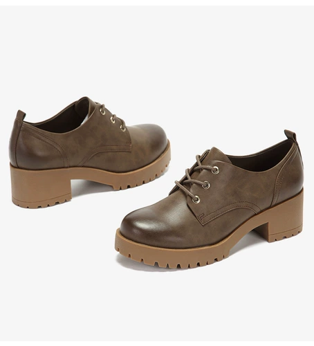 Daphne/达芙妮 Осень Новая кружевная круглая рубашка Deep Retro Retro Leather Shoute для женщин 1017404075