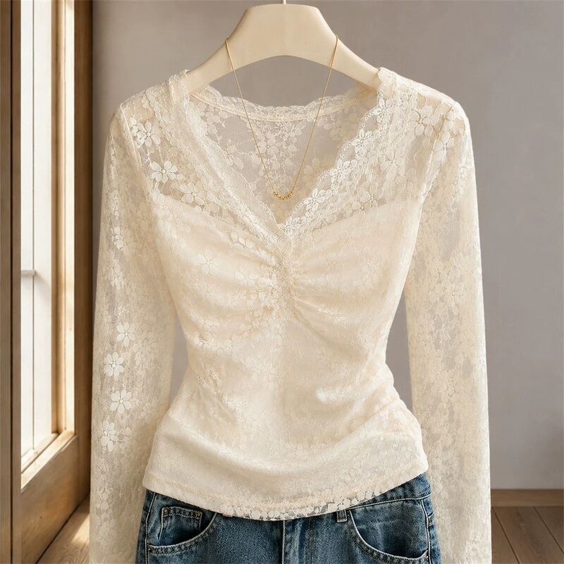 2026 Autumn New Style Pure Desire Lace V-Neck Hollow Out Sexy Lace Slim Fit Fashion Long Sleeve Inner Top