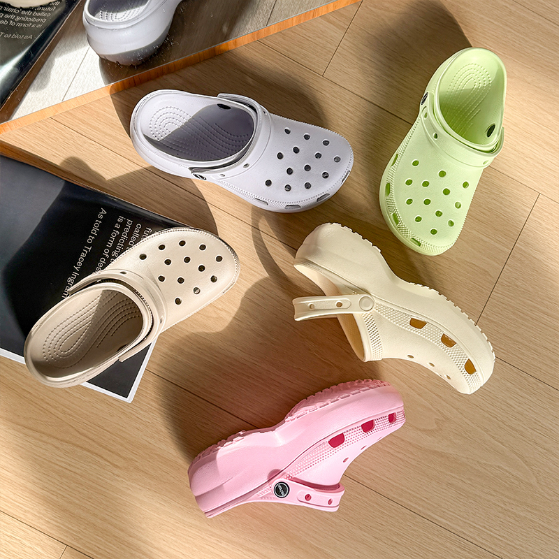 (4cm Taller Than Dopamine Cloud) Thick-Soled Outdoor Beach Slippers, Colorful Clogs, Non-Slip, Cartoon Fashion