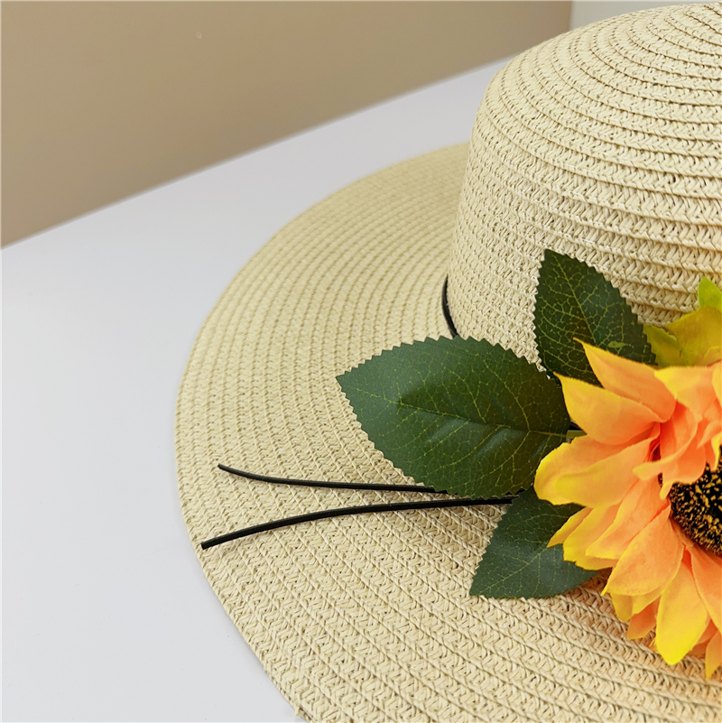 Women's Beach Sunflower Big Eaves Straw Hat display picture 5