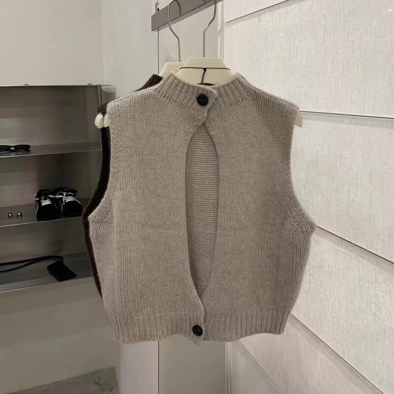 Hello Korea 2026 Autumn Collection Sleeveless Half-Turtleneck Wool Sweater with Hollow Back Design Layered Knit Vest