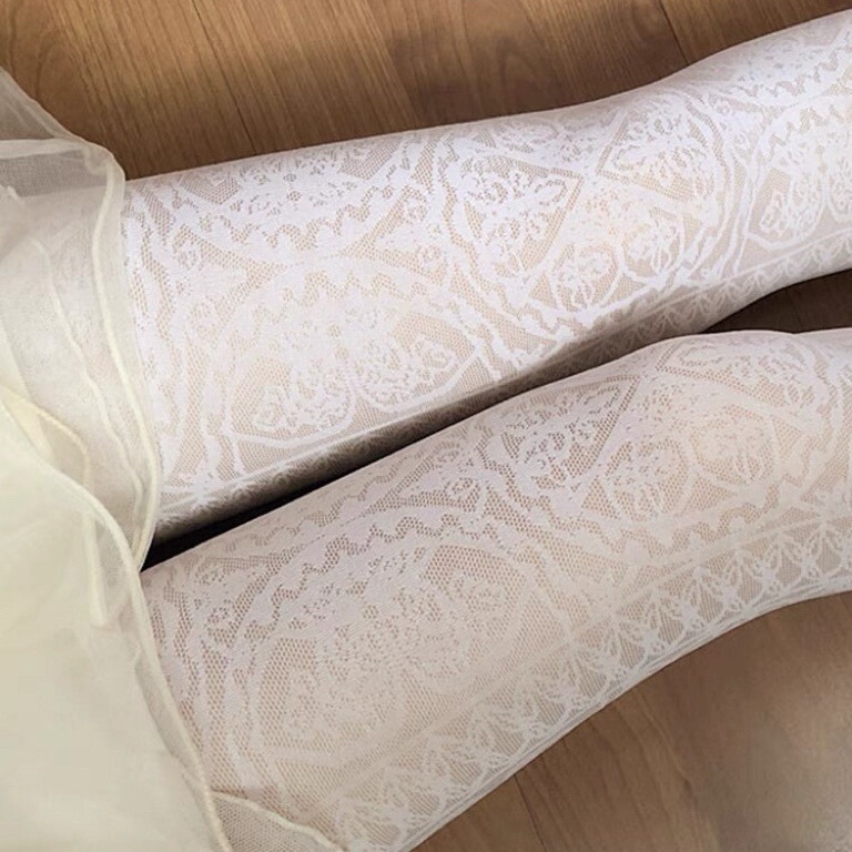 Japanese Retro Palace-Style Totem Embossed Lace Jacquard Stockings Spring and Summer Milky White Slightly Sheer Pantyhose for Women