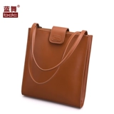 Вместительная и большая демисезонная барсетка, сумка на одно плечо, из натуральной кожи