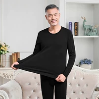 Круглая шея черная