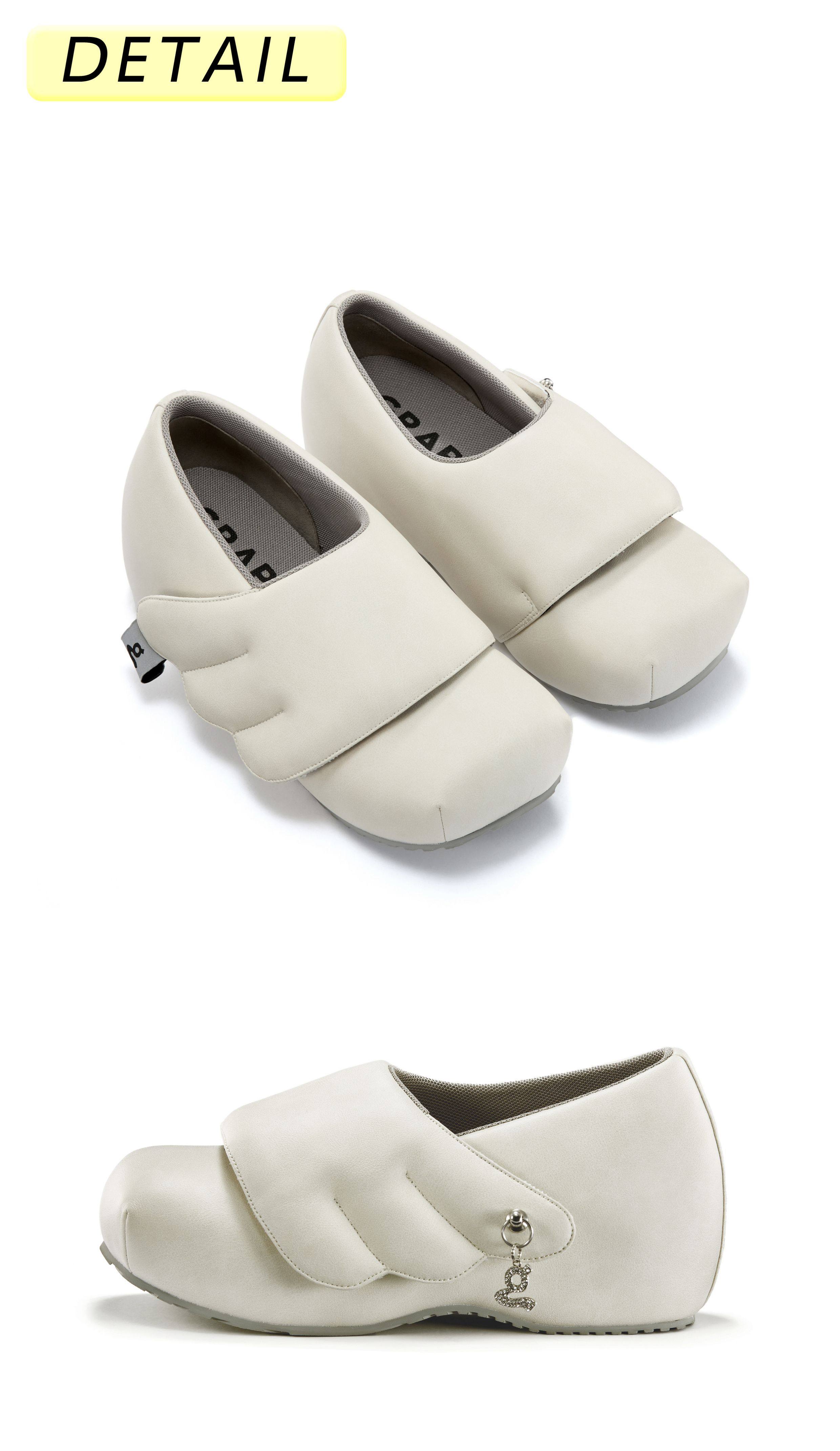 Grape hotel off-white winged loafers: the secret weapon for a