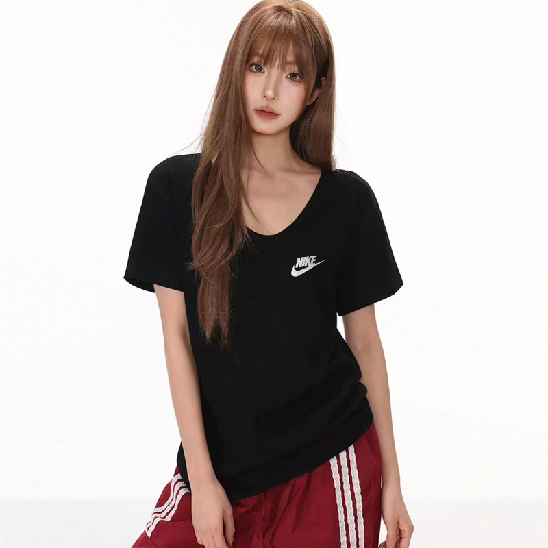 Nike Nike Short-Sleeved T-Shirt for Women, Korean Style, Black, Loose, Summer 2026 New Style, Right-Shoulder V-Neck, Slimming Look Pure Color Top Nike Nike Short-Sleeved T-Shirt for Women, Korean Style, Black, Loose, Summer 2026 New Style, Right-Shoulder V-Neck, Slimming Look Pure Color Top
