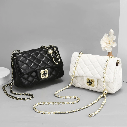 Цепь, небольшая сумка, брендовая сумка через плечо, сумка на одно плечо, Гонконг, коллекция 2022, популярно в интернете, из натуральной кожи