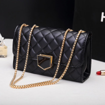 Hong Kong 2021 new popular foreign style ins shoulder diamond messenger bag women Joker fashion casual small square bag tide