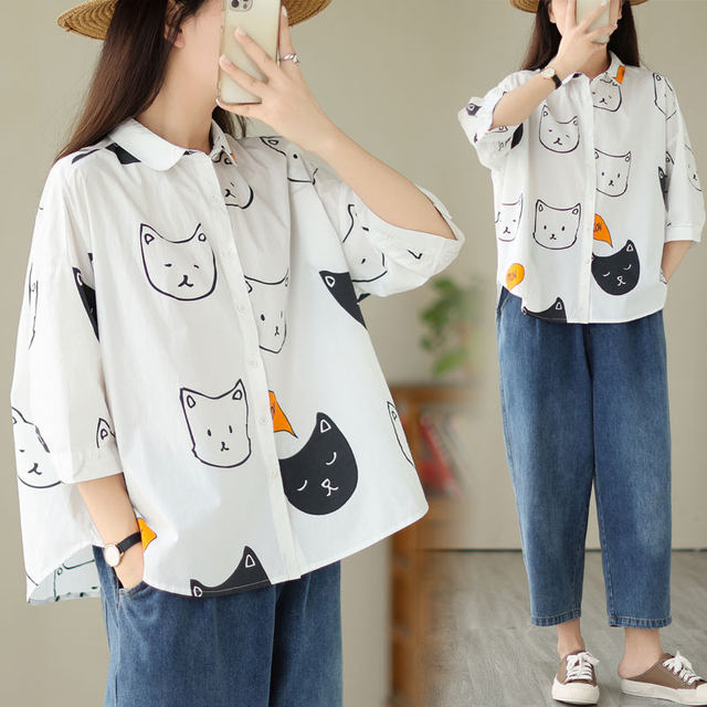 Women's large size stylish and age-reducing cartoon print short-sleeved shirt