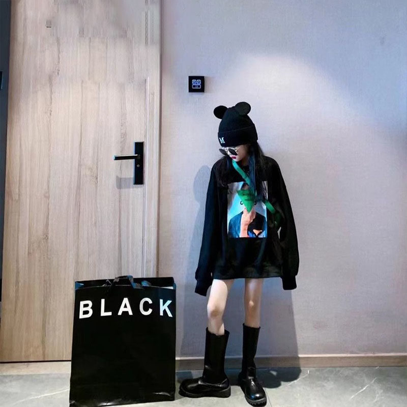 Girls' mid-length sweater 2021 new middle-aged children's Korean version of the fashionable spring and autumn wear thin section Western style long-sleeved top trendy