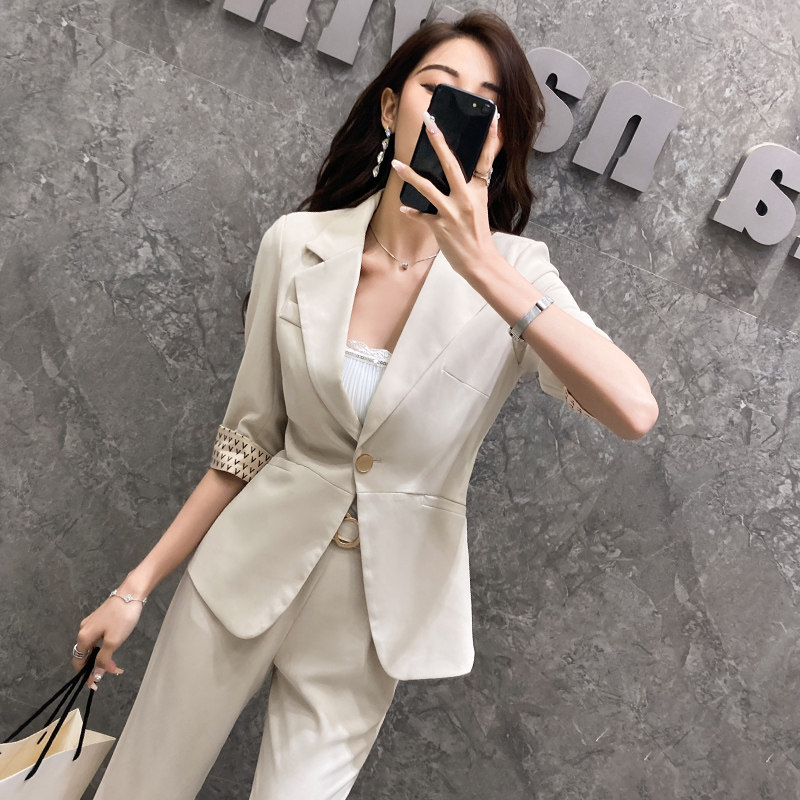 Net red small suit female 2022 spring and summer new sleeve Han edition leisure slim OL to work suit thin suit