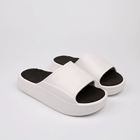 0116 Белые черные тапочки пары