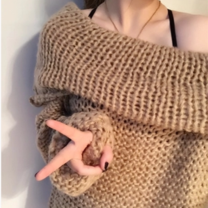 New Style Sexy Spring and Autumn Lazy Style Off-Shoulder One-Shoulder Sweater with Lantern Sleeves, Loose Pullover Thick-Knit Sweater for Women, Suitable for Photo Shoots