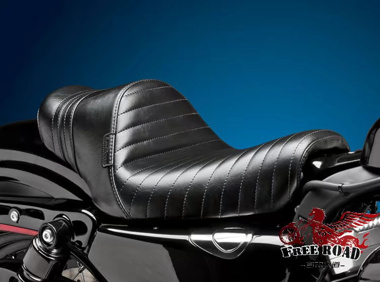 Harley Sportsman 883 sửa đổi ghế đơn màu đen 48 chiều phía trước Lepera sọc hiệp sĩ đệm tại chỗ - Đệm xe máy