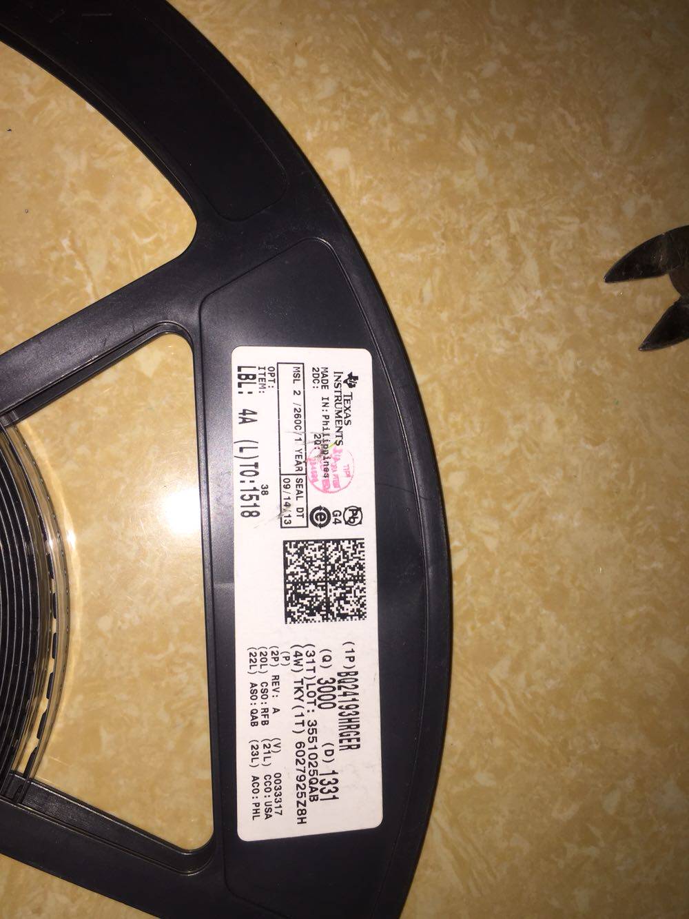 SWITCH host PI3USB30532ZLE battery charge management chip NS host chip