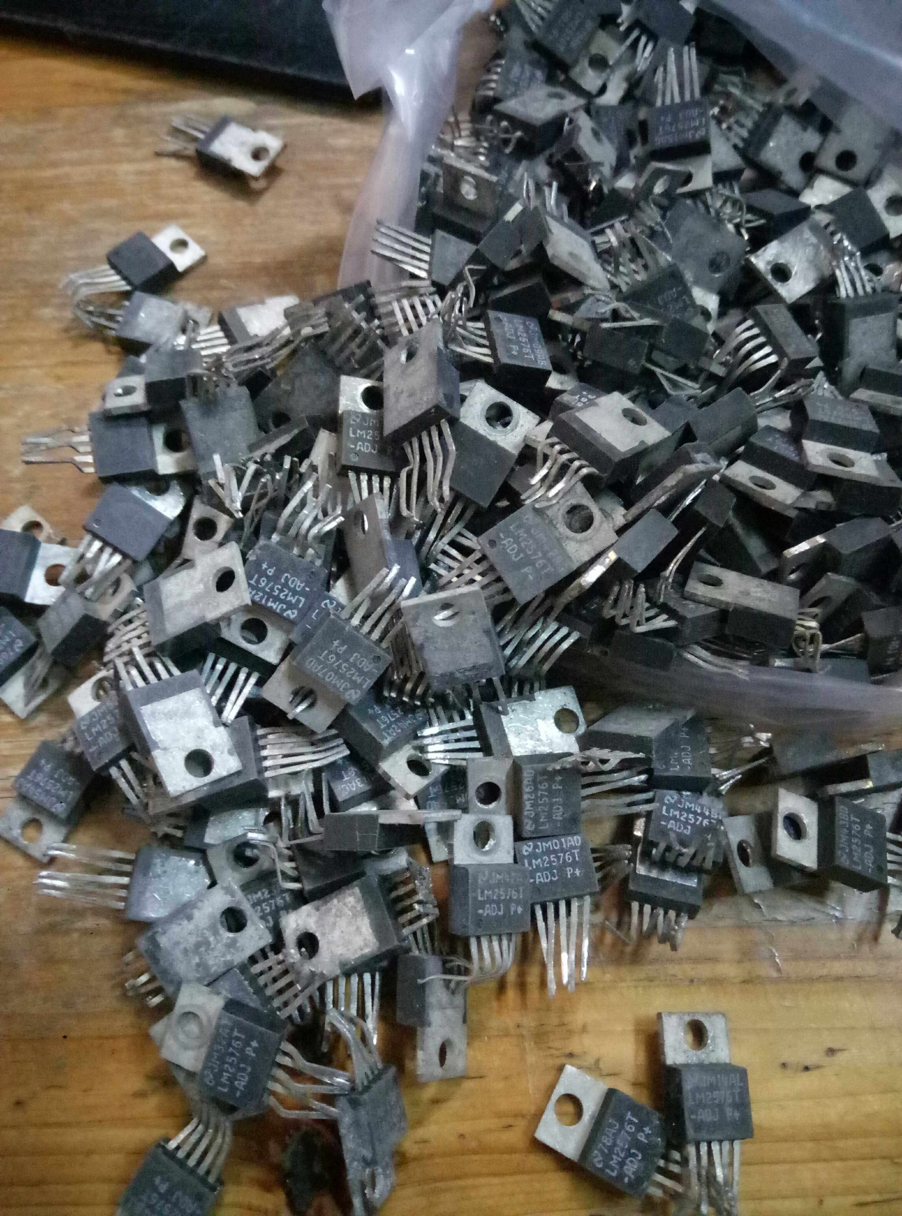 LM2576T-ADJ LM2576T-5 0 imported disassembly machine can be punched patch