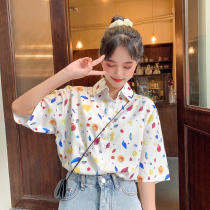 White shirt female 2021 new summer dress design sense niche Cuihua French retro Hong Kong wind ins short sleeve top