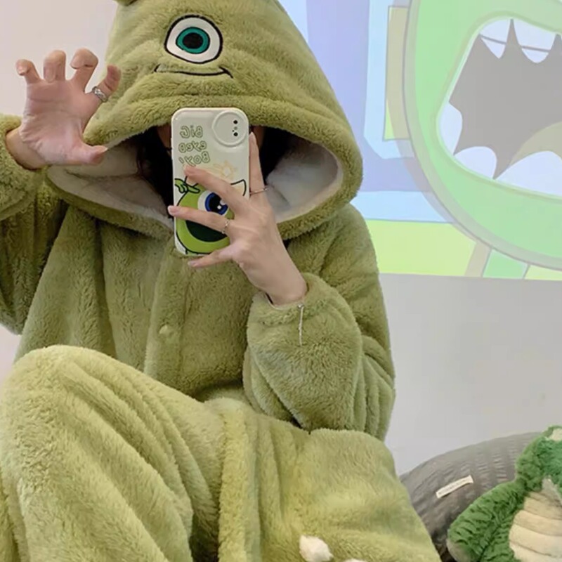 New Style Big-Eyed Internet Celebrity Style Coral Fleece Long Bathrobe for Women, Autumn and Winter Thickened Sleepwear, Women's Loungewear New Style Big-Eyed Internet Celebrity Style Coral Fleece Long Bathrobe for Women, Autumn and Winter Thickened Sleepwear, Women's Loungewear