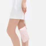 CHARLES&KEITH Осенне-зимняя женская сумка CK6-20681130, мягкий кошелек на запястье со стеганой ромбической молнией для женщин