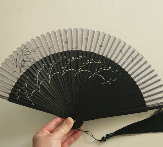 Moon fan Classical retro - style 6 inch female fan portable folding fan cool fan daily folding fan folded small gray fish