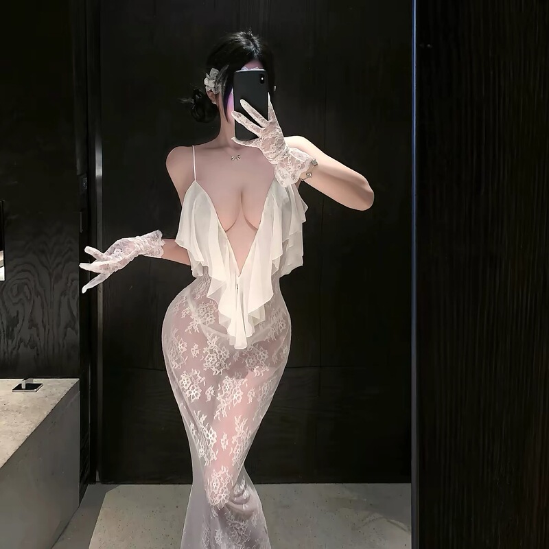 Wedding Road* Elegant Deep V-Neck Bridal Cosplay Wedding Dress with Sheer Lace, Sexy Backless French-Style Long Bodycon Gown Wedding Road* Elegant Deep V-Neck Bridal Cosplay Wedding Dress with Sheer Lace, Sexy Backless French-Style Long Bodycon Gown