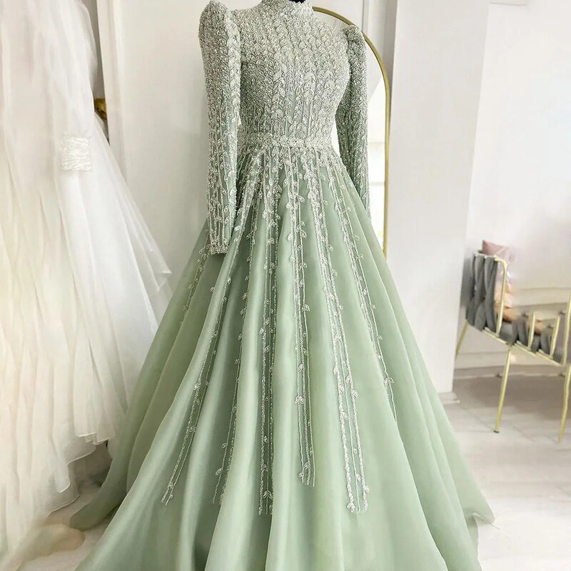 Serene Hill Foreign Trade Beaded Sage Green Host Banquet Performance Elegant Evening Dress La72342