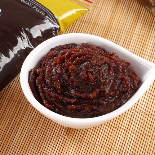 Wang Zhi и паста из красной фасоли, заполняющие сырые ингредиенты Ледяной лун