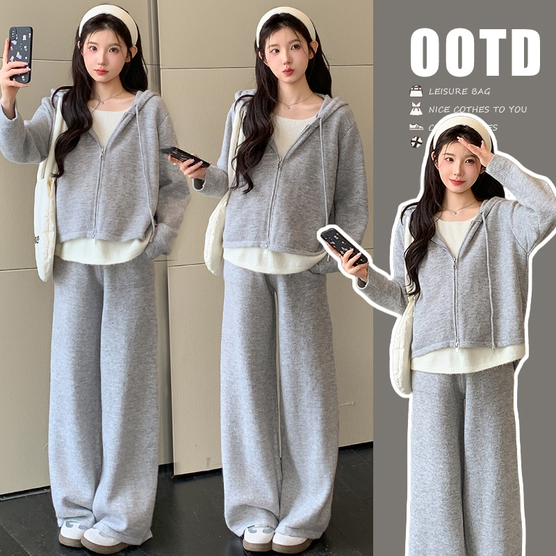 Maternity Wear Autumn Set 2026 New Style Early Autumn Lazy Style Fake Two-Piece Sweatshirt Knitted Wide-Leg Pants Autumn and Winter Maternity Wear Autumn Set 2026 New Style Early Autumn Lazy Style Fake Two-Piece Sweatshirt Knitted Wide-Leg Pants Autumn and Winter
